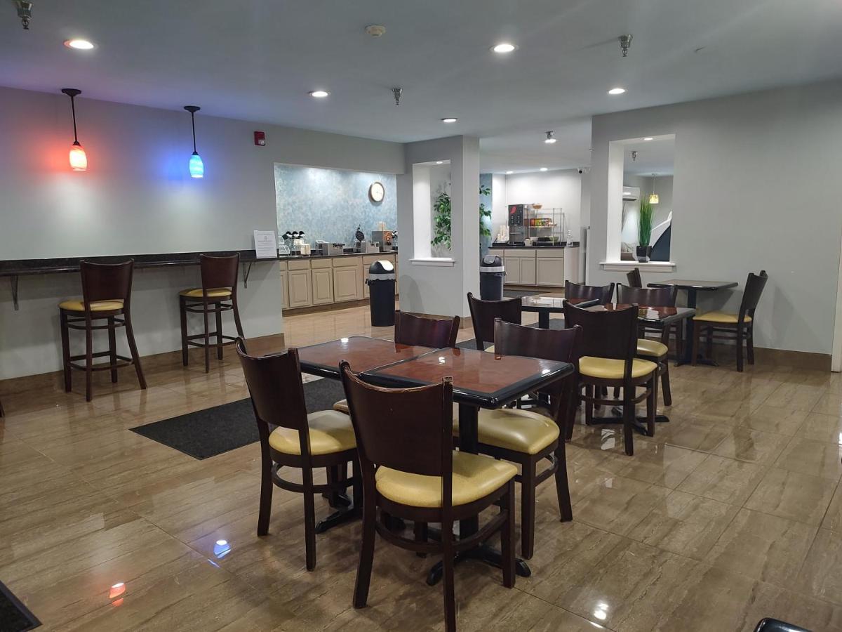 Hilltop Inn & Suites, Near Foxwoods Casino نورث ستونينغتون المظهر الخارجي الصورة