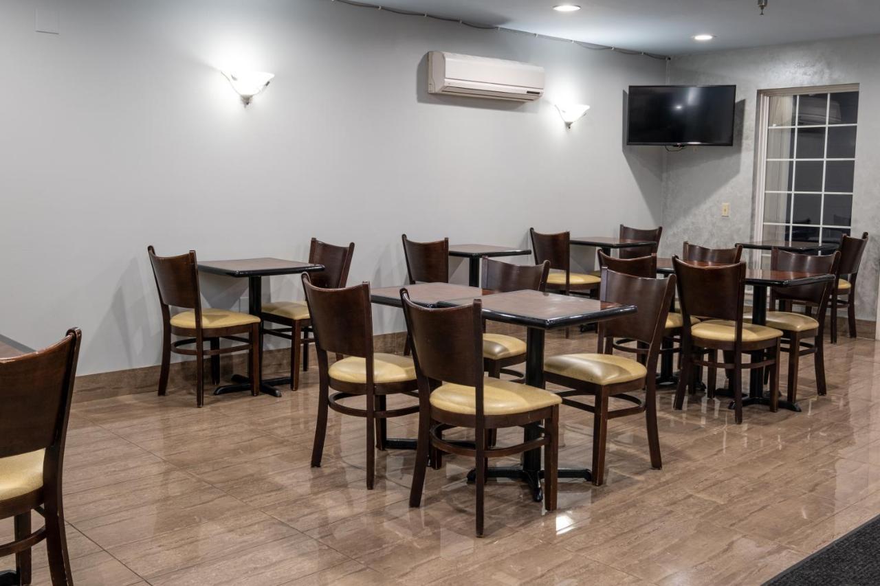 Hilltop Inn & Suites, Near Foxwoods Casino نورث ستونينغتون المظهر الخارجي الصورة