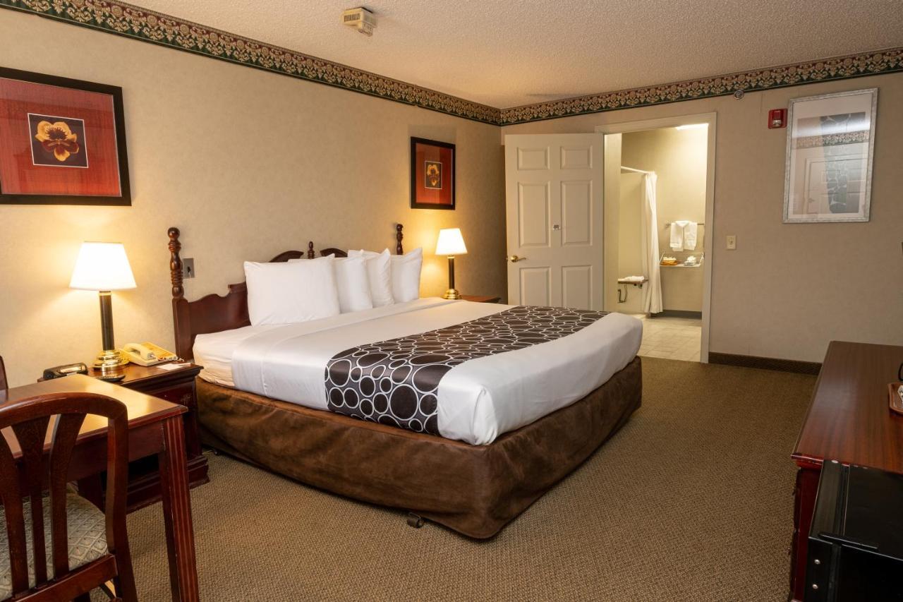 Hilltop Inn & Suites, Near Foxwoods Casino نورث ستونينغتون المظهر الخارجي الصورة