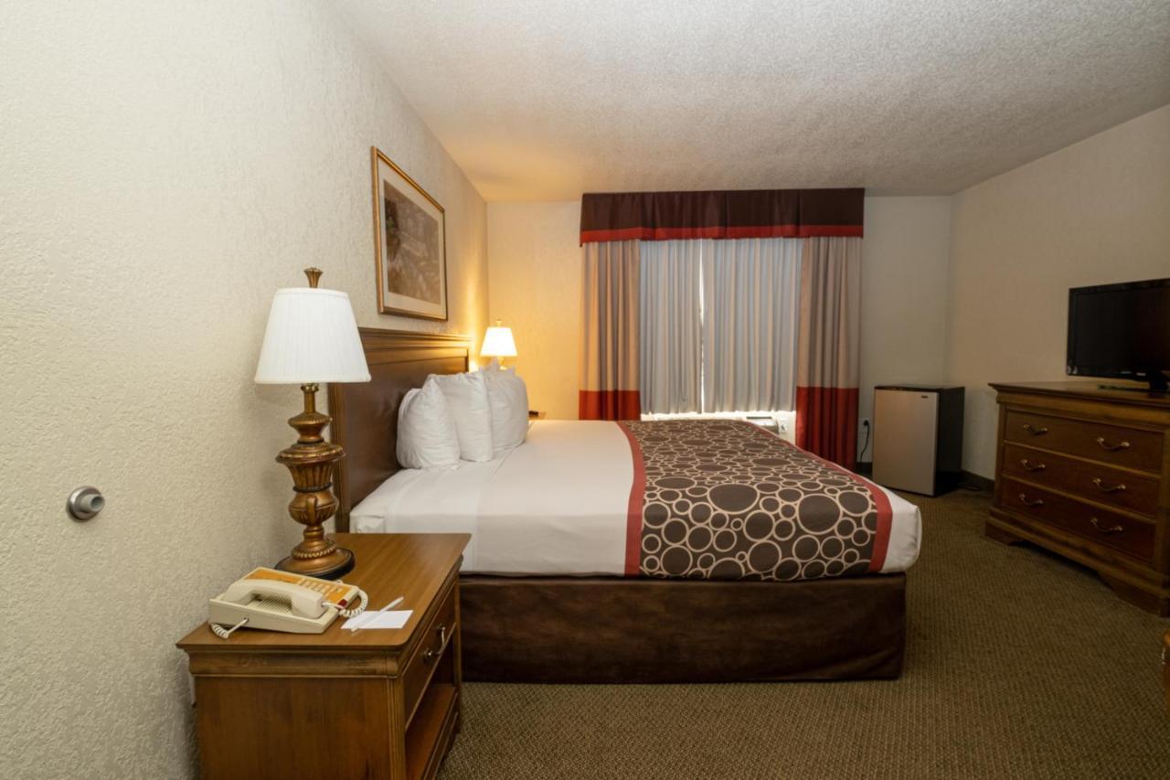 Hilltop Inn & Suites, Near Foxwoods Casino نورث ستونينغتون المظهر الخارجي الصورة