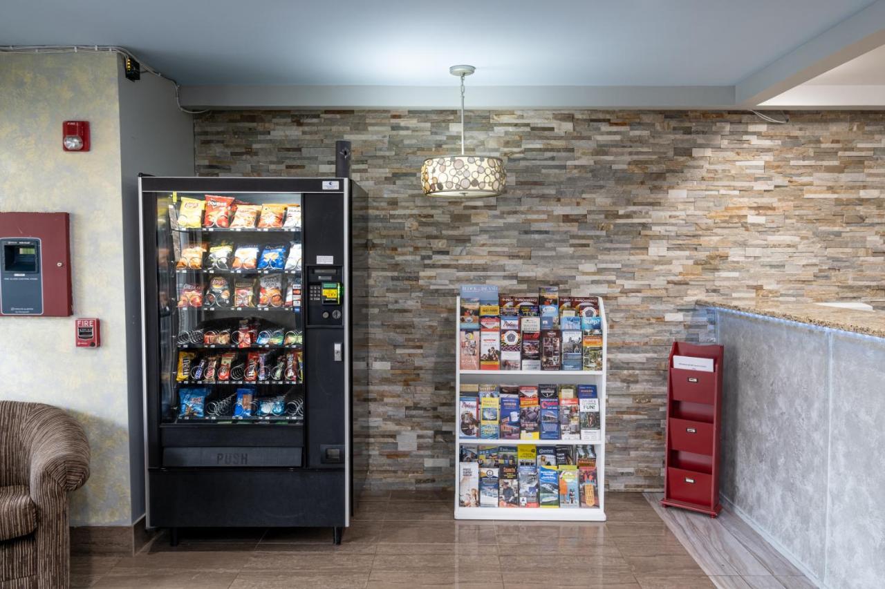 Hilltop Inn & Suites, Near Foxwoods Casino نورث ستونينغتون المظهر الخارجي الصورة