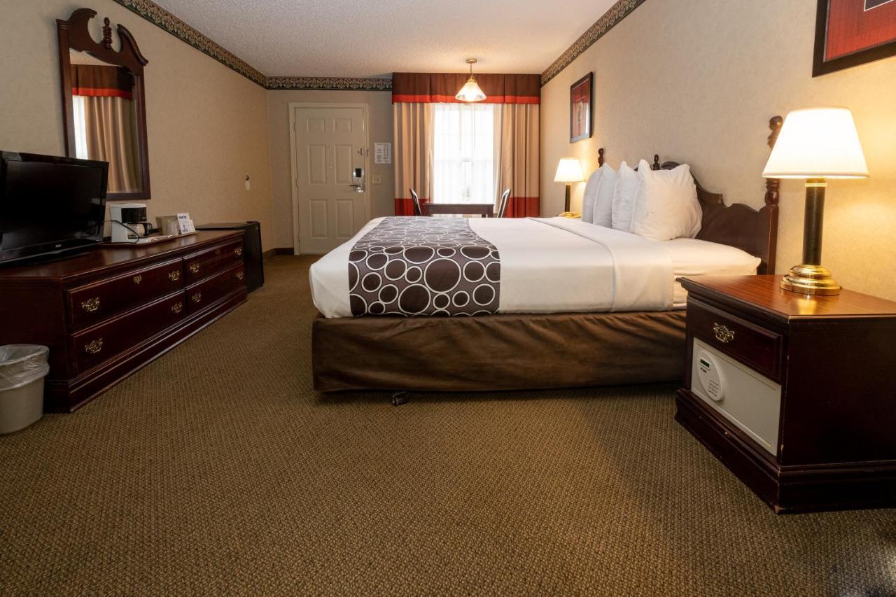 Hilltop Inn & Suites, Near Foxwoods Casino نورث ستونينغتون المظهر الخارجي الصورة